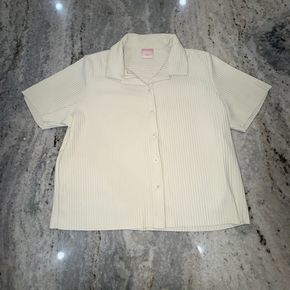 Sacre Small Cream Cropped Played Shirt Button Down Short Sleeve Minimalist